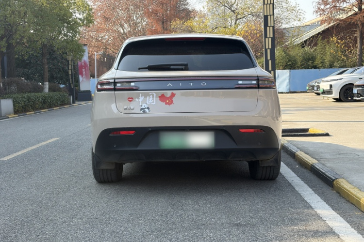 鸿蒙智行 问界M5 2022款 纯电后驱标准版车身外观6003