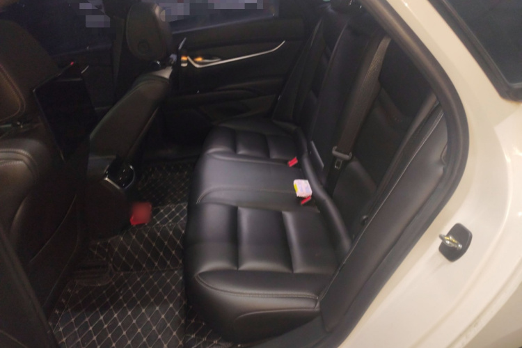 凯迪拉克XTS 2018款 28T 技术型中控内饰21