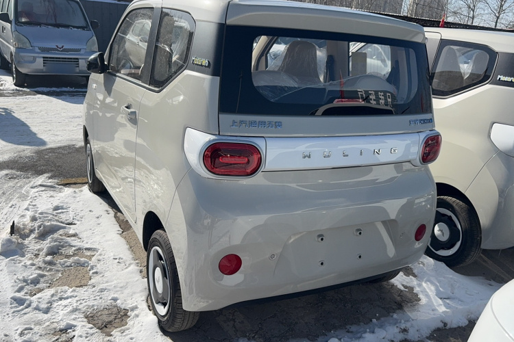 五菱汽车 宏光MINIEV 2024款 第三代 215km 青春版车身外观6003