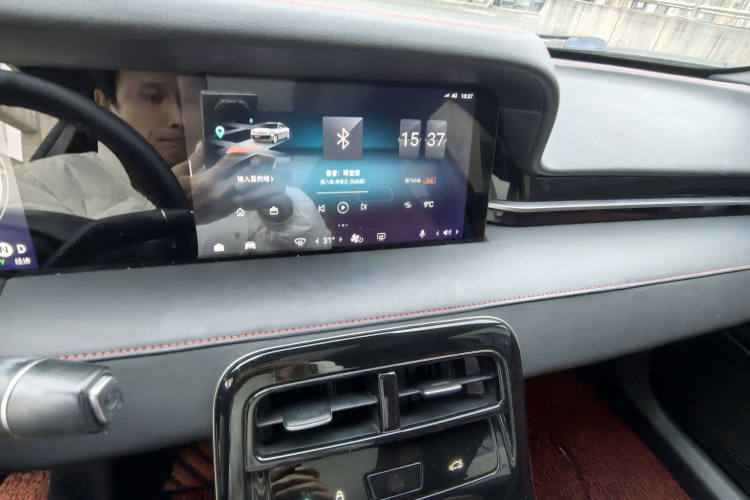 零跑汽车 零跑S01 2019款 460 Pro中控内饰7009
