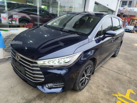 比亚迪 宋MAX 2018款 1.5T 手动智联豪华型 6座