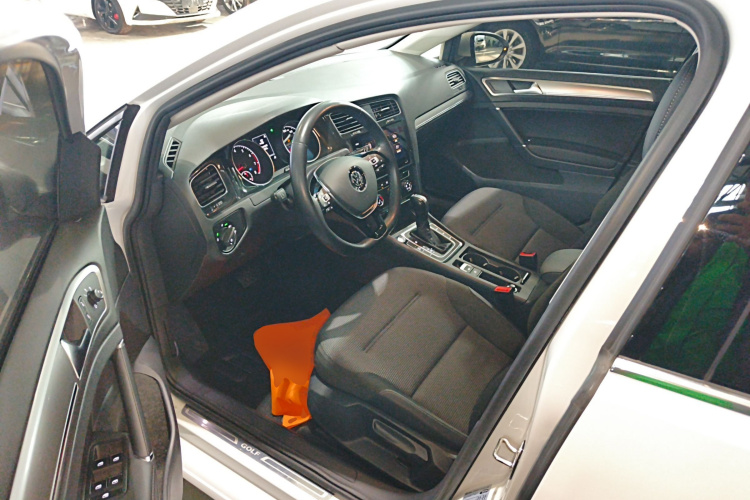 大众 高尔夫 2020款 挚爱版 280TSI DSG舒适型中控内饰20