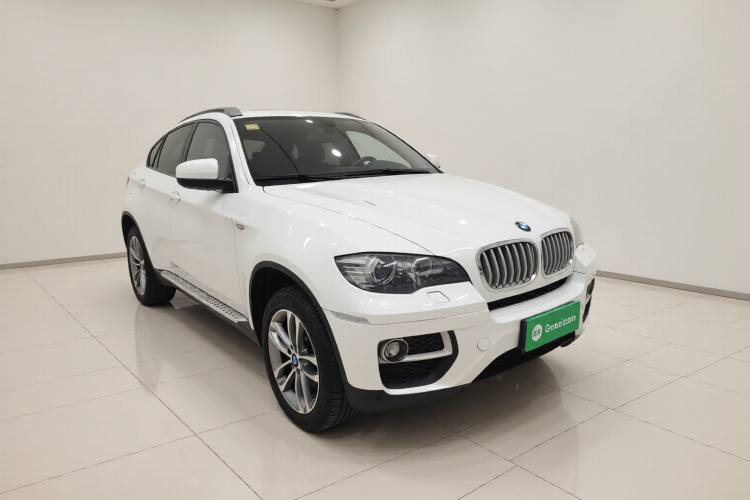 宝马X6 2014款 xDrive35i 运动型车身外观3