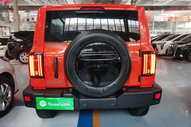 坦克300 2021款 越野版 2.0T 征服者车身外观6004