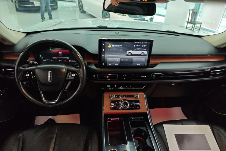 林肯 飞行家 2022款 3.0T V6 四驱尊享版中控内饰12