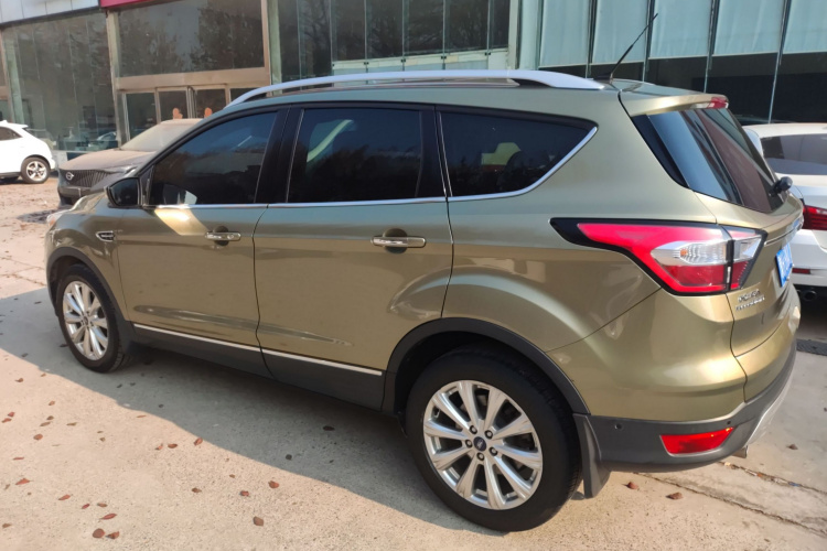 福特 翼虎 2017款 EcoBoost 180 四驱尊翼型车身外观4