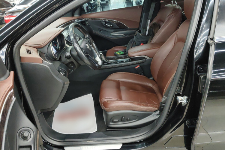 别克 君越 2013款 2.4L SIDI精英舒适型局部细节19