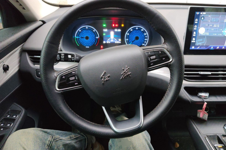 红旗E-QM5 2024款 610km PLUS中控内饰13