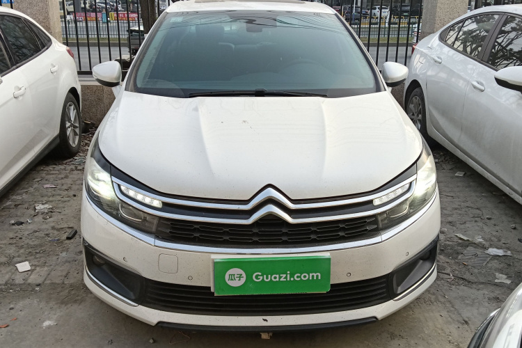 雪铁龙C4L 2016款 1.6T 自动精英型车身外观2