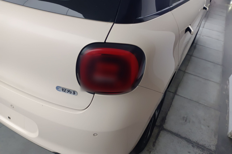 江淮钇为 钇为3 2023款 405km Air车身外观6006