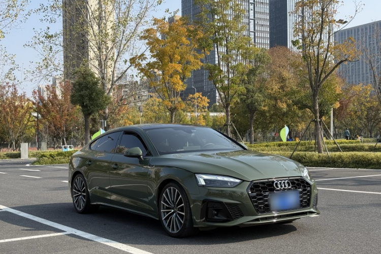 奥迪A5 2023款 Sportback 40 TFSI quattro 豪华动感型车身外观6003