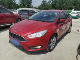 福特 福克斯 2017款 两厢 1.6L 自动舒适型智行版