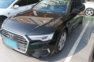 奥迪A6L 2021款 45 TFSI quattro 臻选致雅型