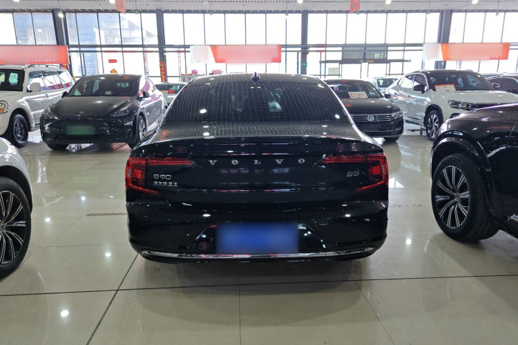 沃尔沃S90 2024款 B5 智雅豪华版车身外观6004