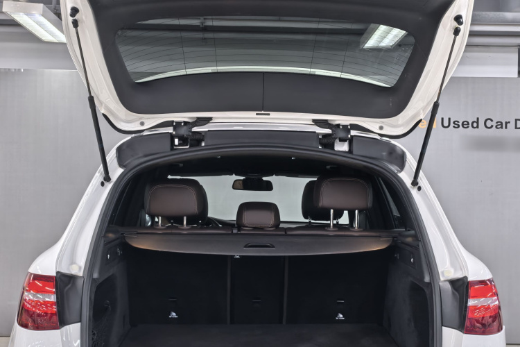 奔驰GLC 2019款 GLC 260 L 4MATIC 动感型局部细节23