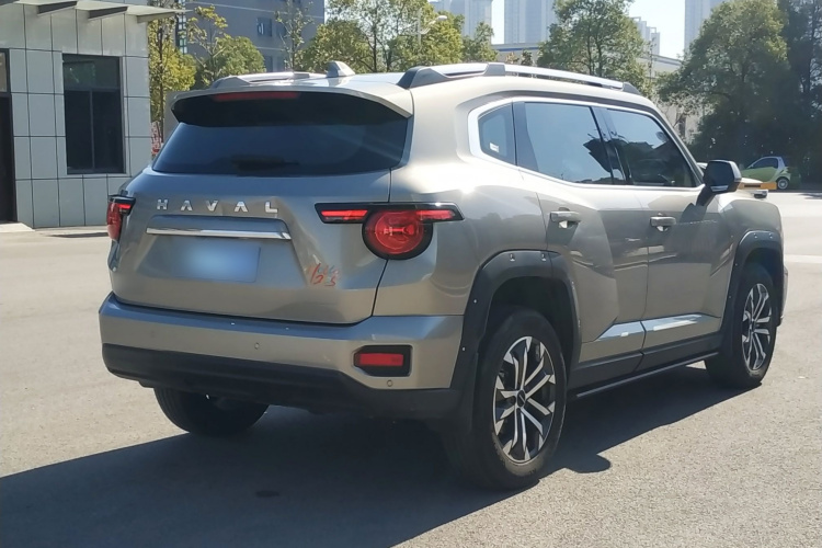 哈弗大狗 PLUS 2023款 1.5T 两驱潮野版Plus车身外观6006