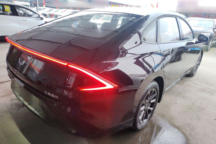 五菱汽车 五菱星光 2025款 70km 智能标准型车身外观7