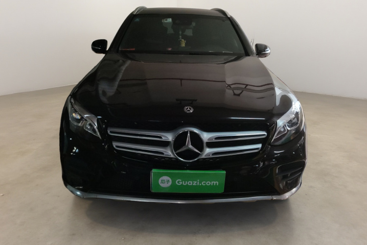 奔驰GLC 2018款 GLC 260 4MATIC 豪华型车身外观2