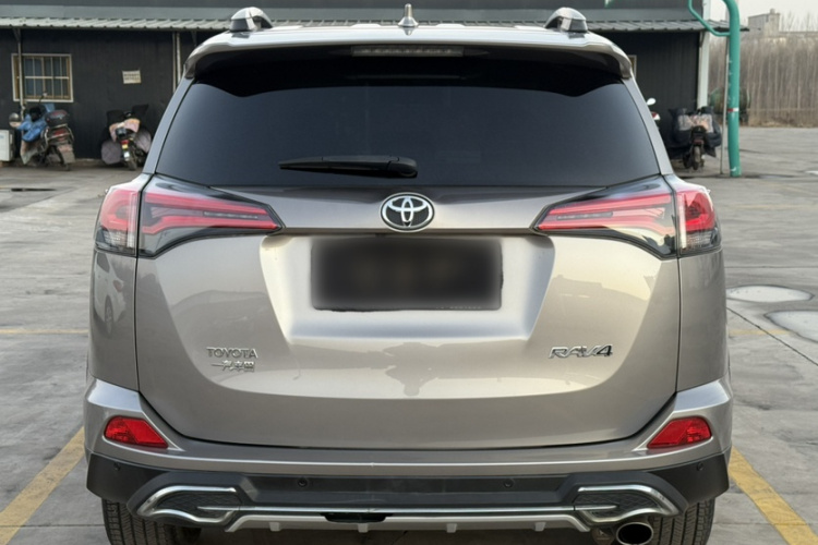 丰田 RAV4荣放 2016款 2.0L CVT两驱风尚版 国V车身外观6006