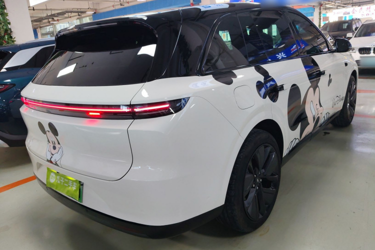 理想汽车 理想L6 2024款 Pro车身外观7