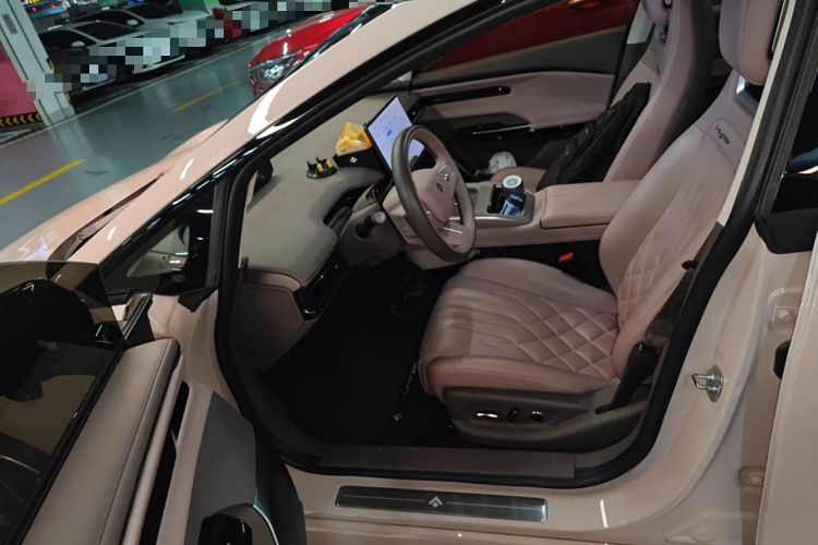 昊铂GT 2024款 全球款 710特高压激光雷达版中控内饰19