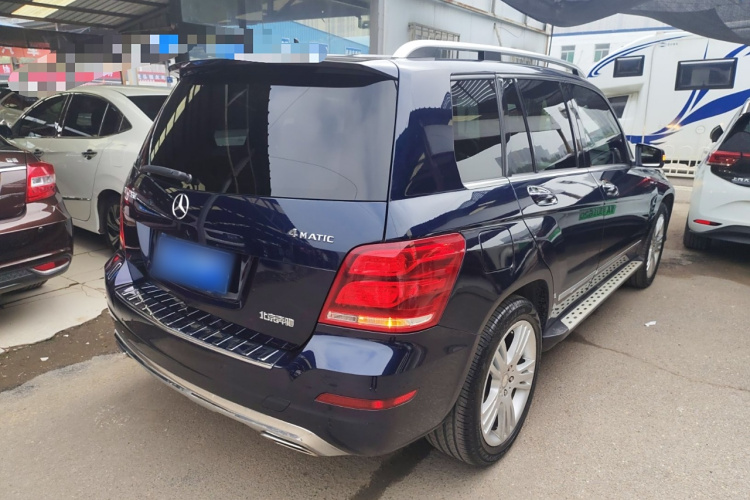 奔驰GLK级 2015款 GLK 260 4MATIC 动感型 极致版车身外观7