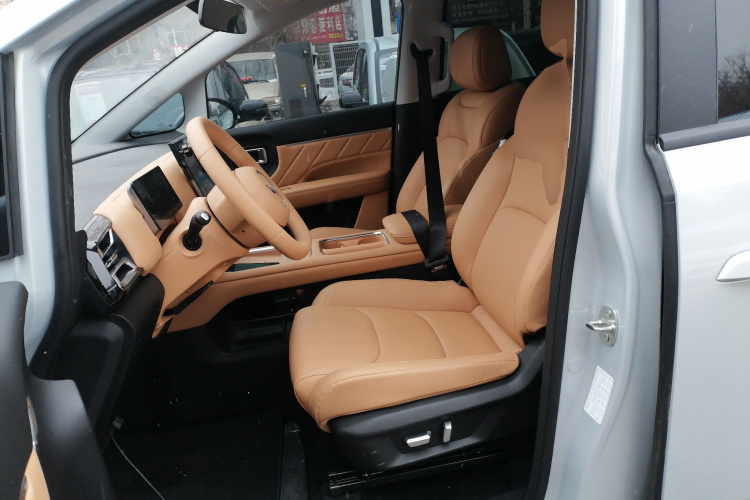 五菱汽车 星光730新能源 2025款 插混 125km 豪华型局部细节19