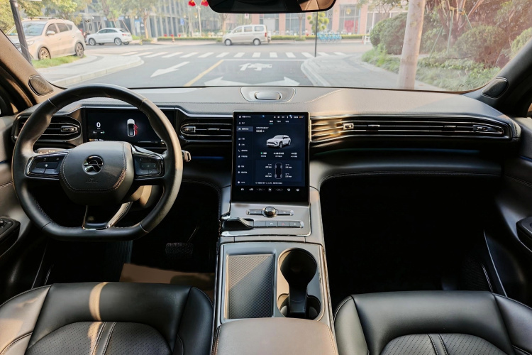 蔚来ES6 2020款 455KM 运动版中控内饰7003