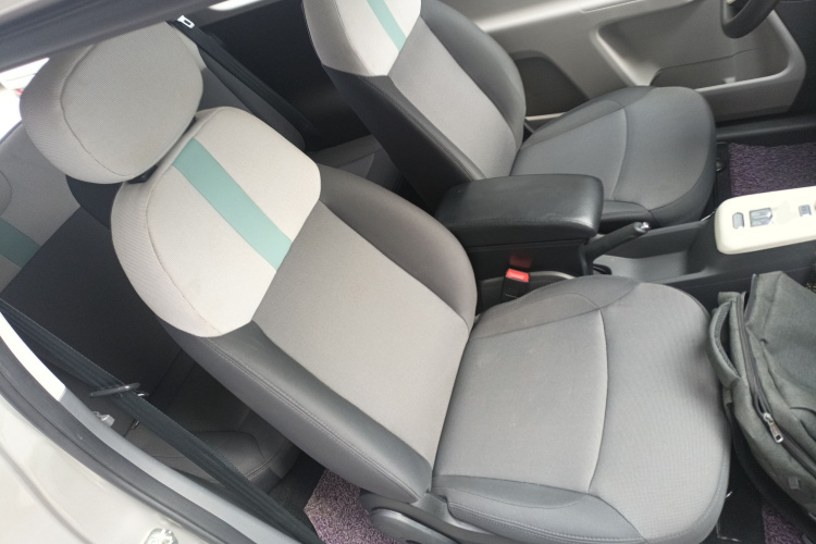 长安启源 长安Lumin 2023款 205km 香沁款局部细节41