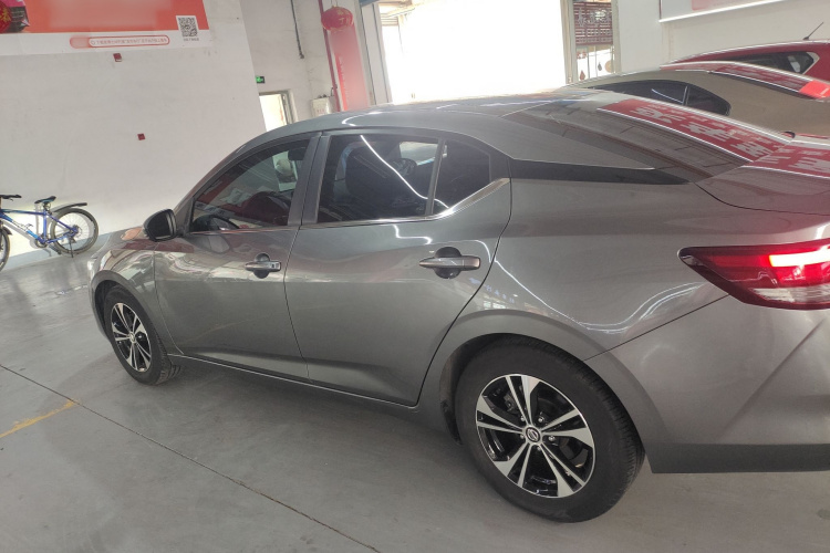 日产 轩逸 2022款 1.6L XL CVT悦享版车身外观4