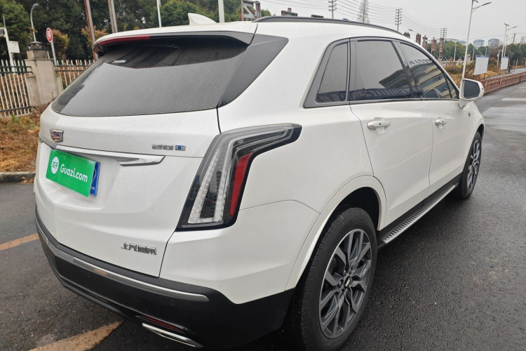 凯迪拉克XT5 2022款 2.0T 四驱豪华型（蜂鸟版）车身外观7