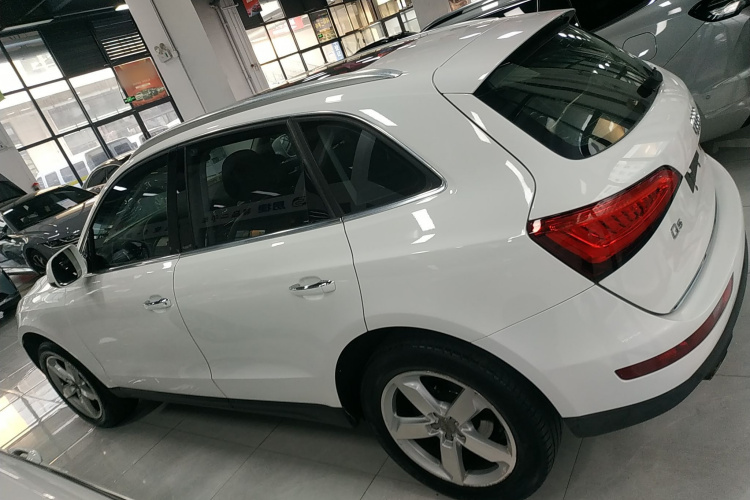 奥迪Q5 2016款 40 TFSI 技术型车身外观6003
