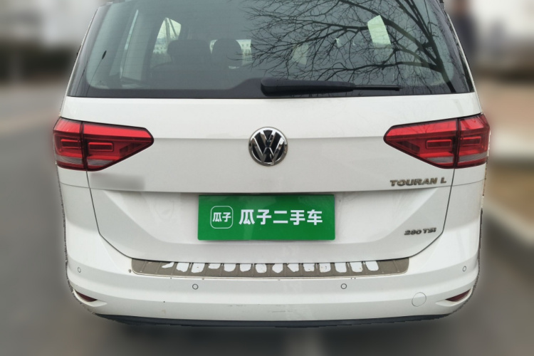 大众 2016款 途安L 280TSI 手动风尚版车身外观6