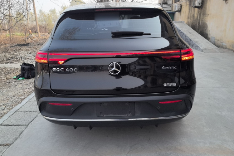 奔驰EQC 2021款 EQC 400 4MATIC车身外观6