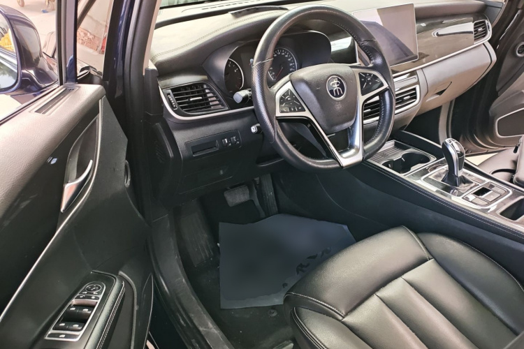 比亚迪 宋MAX 2019款 1.5T 自动智联睿逸天窗型 6座 国VI中控内饰7003