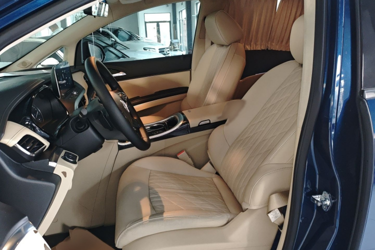 别克GL8 2023款 陆上公务舱 智慧尊贵型局部细节19