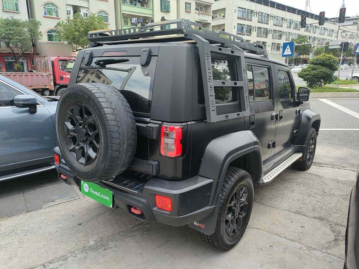 北京越野 北京BJ40 2023款 2.0D 自动四驱刀锋英雄版先锋型(4)