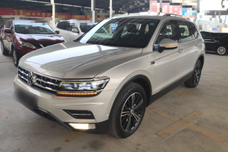 大众 途观L 2017款 330TSI 自动两驱旗舰版