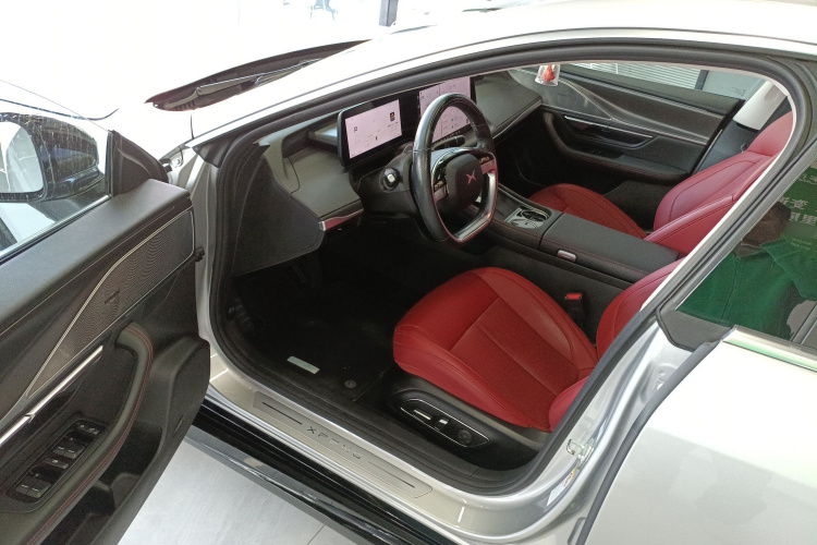 小鹏P7 2023款 P7i 702 Pro中控内饰20