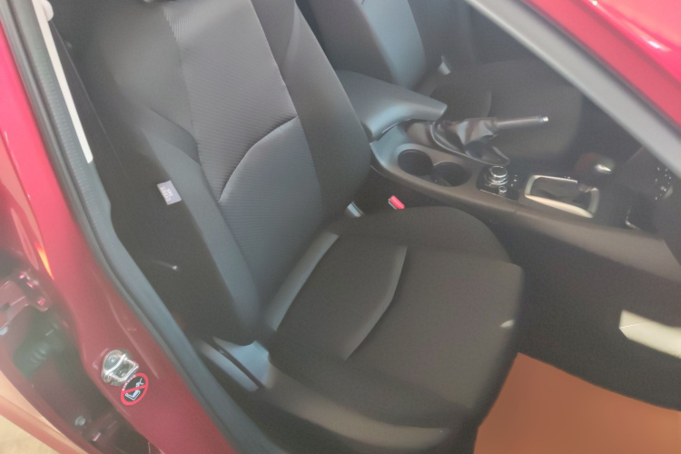 马自达3 昂克赛拉 2019款 云控版 两厢 1.5L 自动舒适型 国VI局部细节41