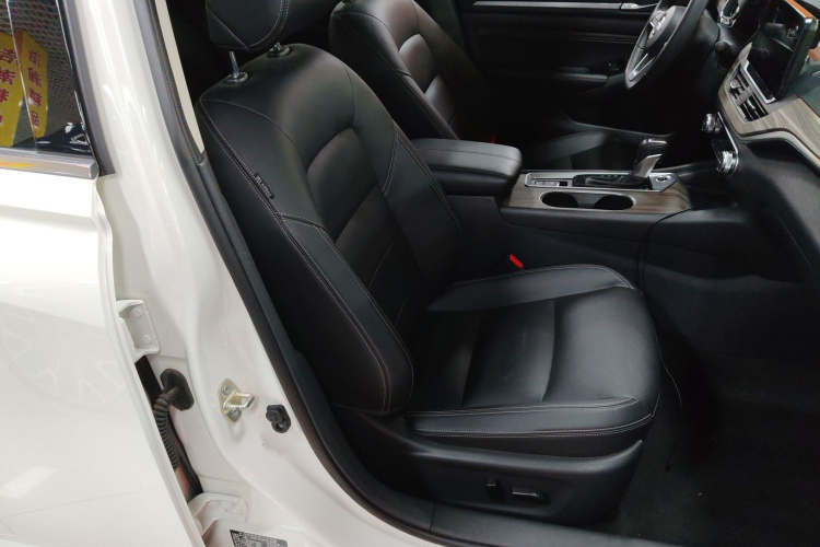 日产 天籁 2021款 2.0L XL 舒适版局部细节41