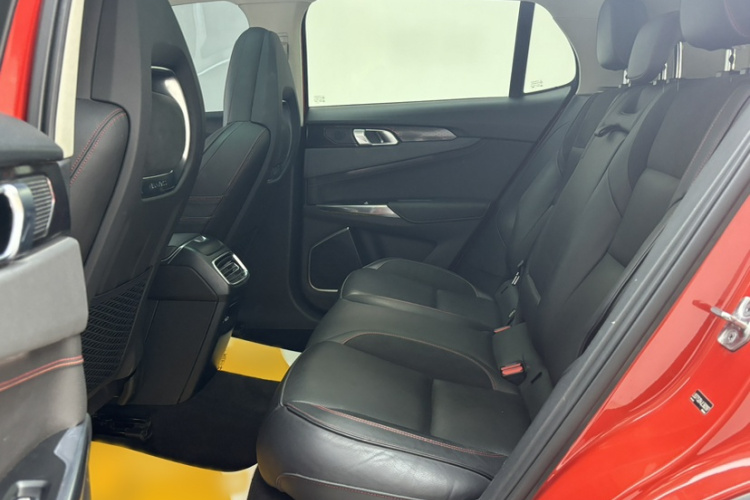 领克01 2017款 2.0T 四驱劲Pro版中控内饰7005