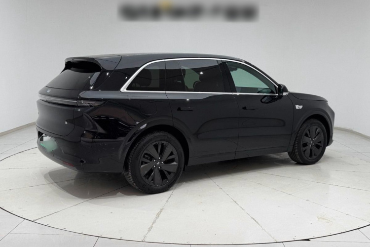 理想汽车 理想L6 2025款 Pro 智能焕新版车身外观6005