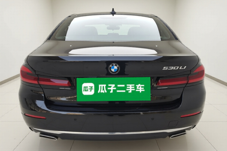 宝马5系 2021款 530Li 领先型 豪华套装车身外观6