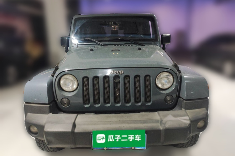 Jeep 牧马人 2015款 3.0L Sahara 四门舒享版车身外观6001