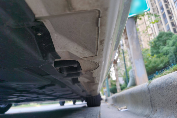 奔驰A级 2023款 A 200 L 时尚型局部细节9002