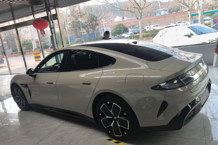 小米汽车 小米SU7 2024款 后驱长续航智驾版车身外观6003