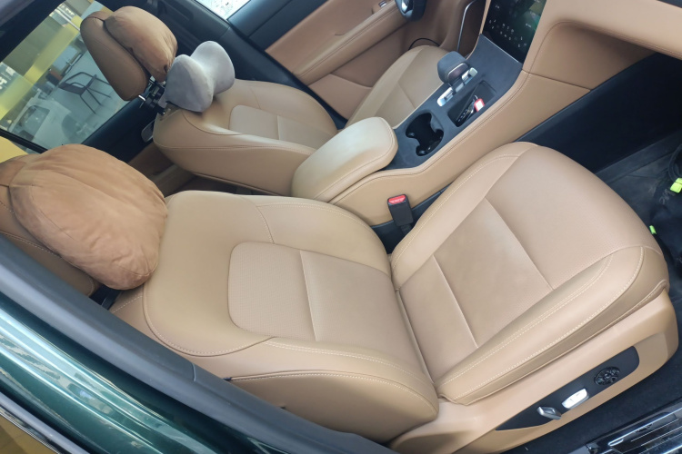 理想汽车 理想ONE 2021款 增程6座版局部细节41