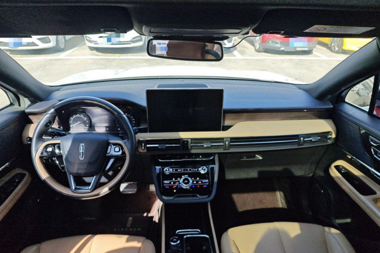 林肯 冒险家 2020款 2.0T 四驱尊雅版中控内饰12