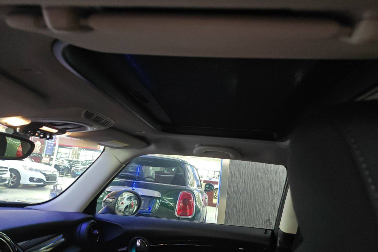 MINI 2019款 1.5T COOPER 经典派局部细节22